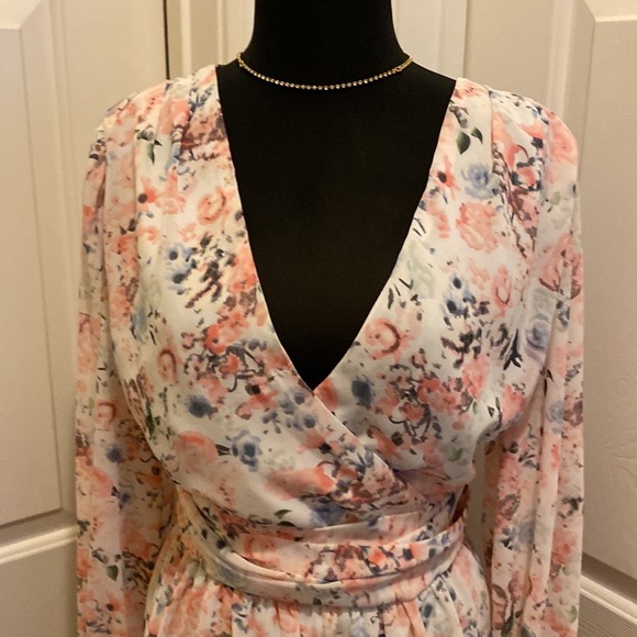 Let me style you! Meet your Posher, Joi. All designer brands & original designs! - Picture 13 of 14